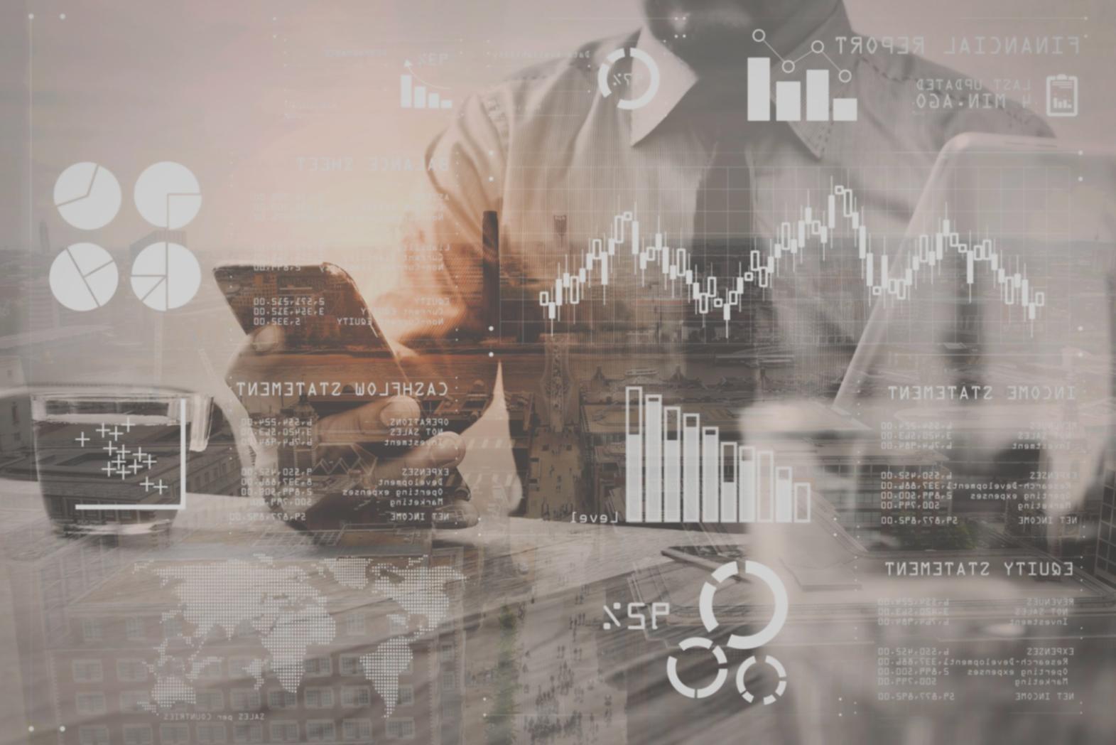 Estudiante aplicando técnicas SEO